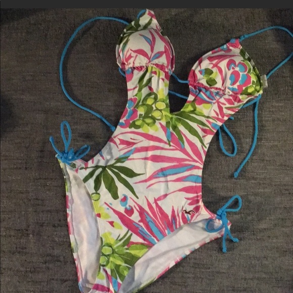 Hollister Other - Hollister California Monokini
